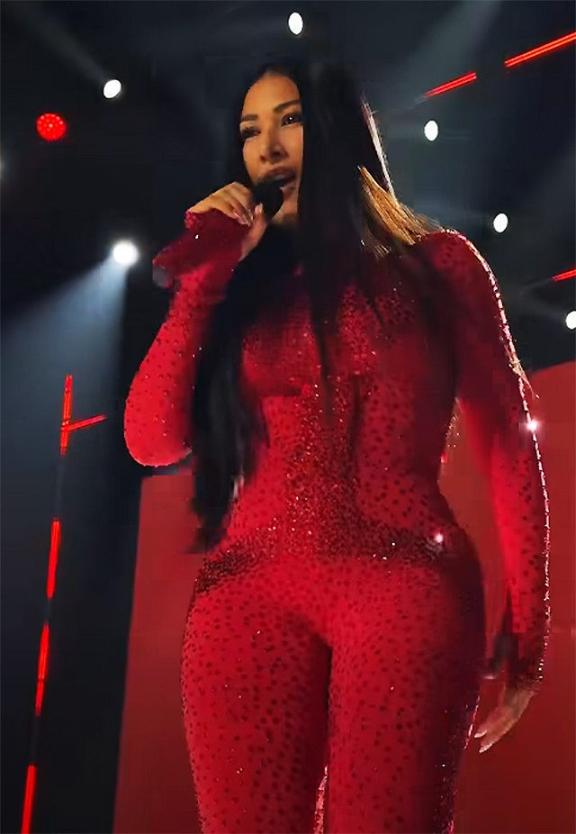Imagem de capa sobre a estreia solo de Simaria em show gravado em São Paulo.