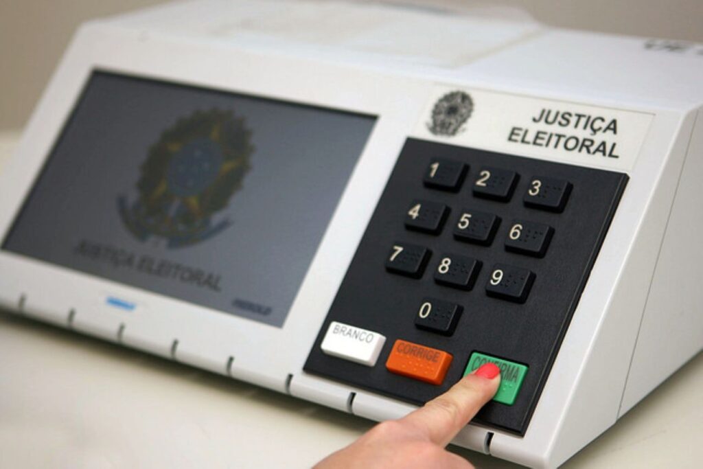 Imagem de destaque para matéria eleicoes-veja-o-que-acontece-se-voce-nao-votar-e-como-regularizar-o-titulo