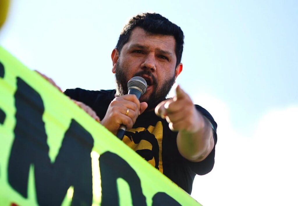 Imagem de destaque para matéria foragido-na-espanha-tenta-vaga-de-deputado-pelo-parana-e-gera-impasse-eleitoral