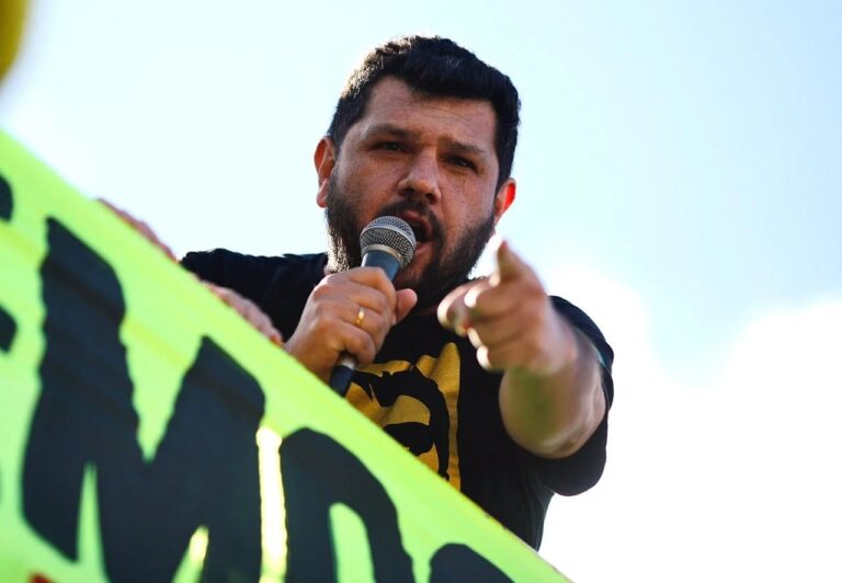 Imagem de destaque para matéria foragido-na-espanha-tenta-vaga-de-deputado-pelo-parana-e-gera-impasse-eleitoral
