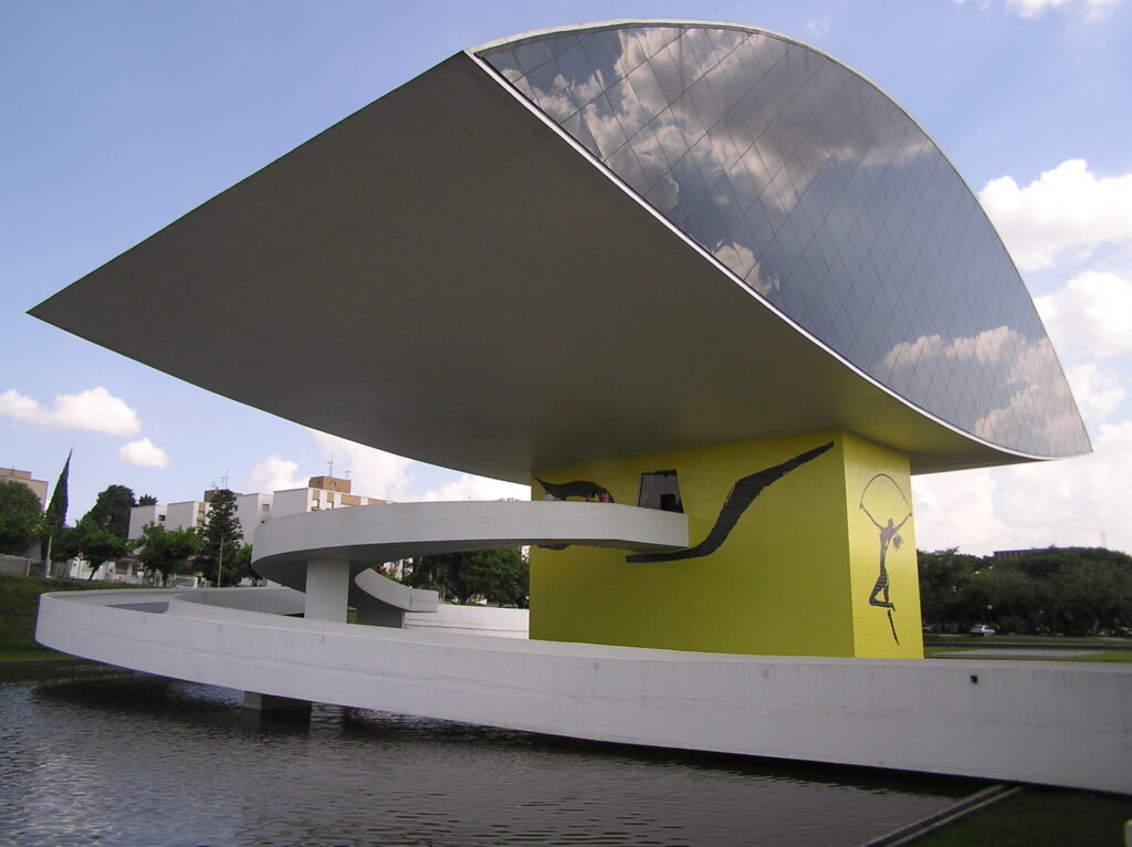 Imagem de destaque para matéria heranca-e-dividas-saiba-quando-o-fisco-pode-cobrar-os-herdeiros-em-curitiba