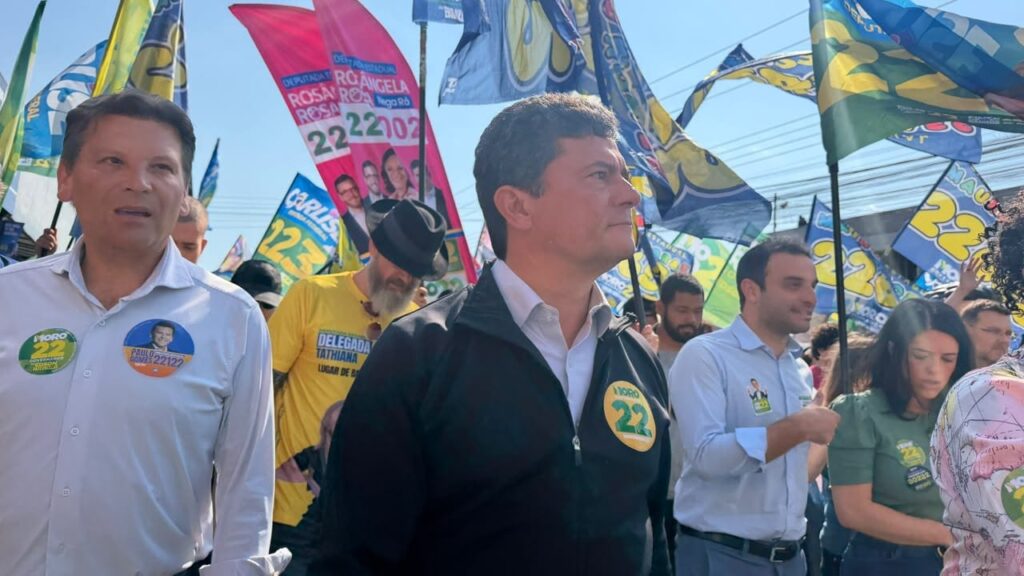 Imagem de destaque para matéria moro-mira-tse-culpa-planalto-por-deltan-e-cobra-fatura-politica-de-ratinho-jr