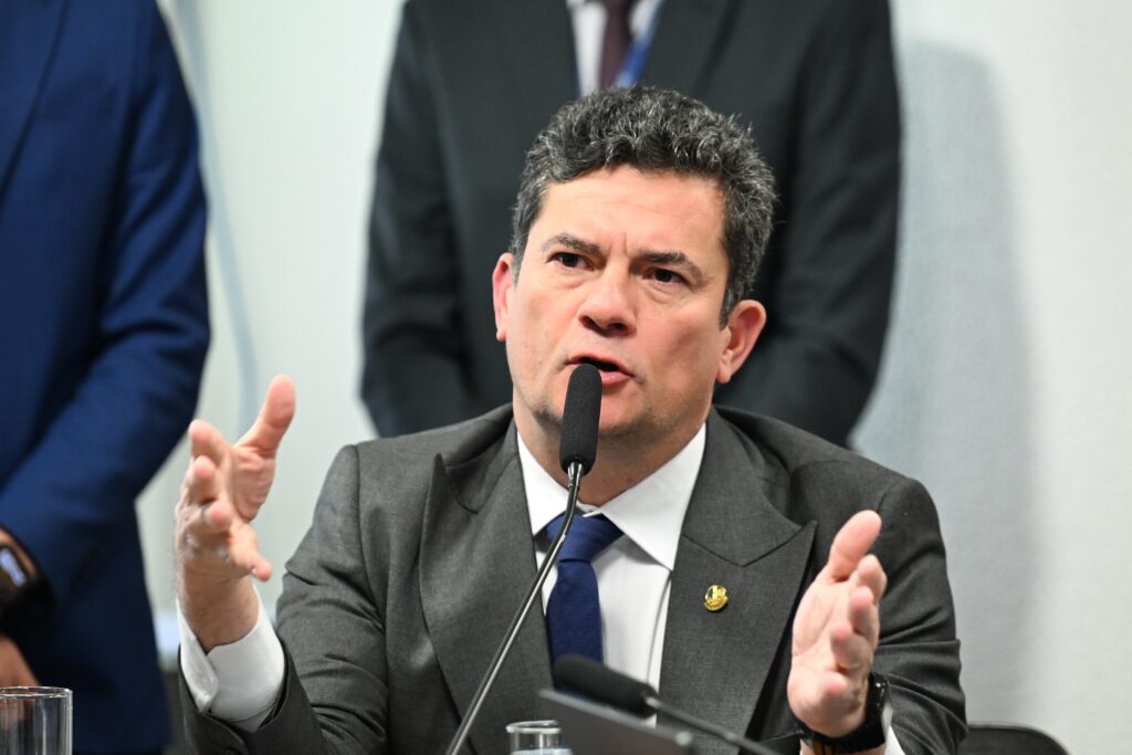 Imagem de destaque para matéria parana-2026-moro-mira-saude-e-acena-ao-interior-na-largada-ao-palacio-iguacu