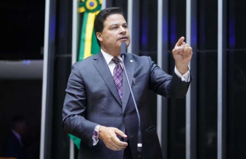 Imagem de destaque para matéria parana-2026-sandro-alex-abre-campanha-com-maratona-estrategica-pelo-estado
