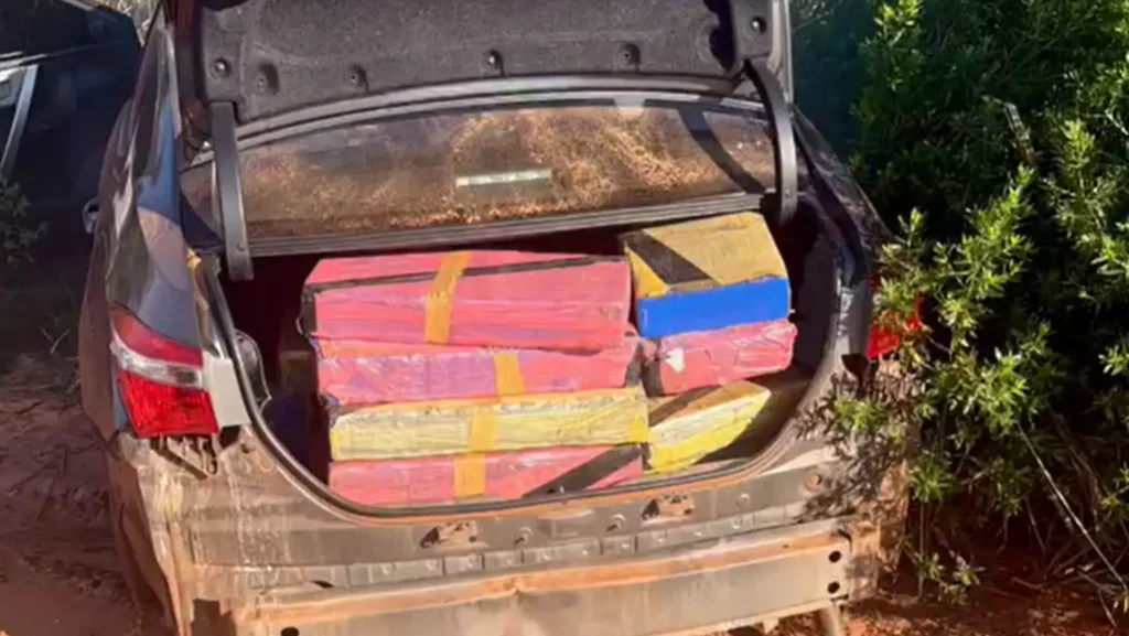 Imagem de destaque para matéria perseguicao-na-rodovia-intercepta-413-kg-de-maconha-no-parana