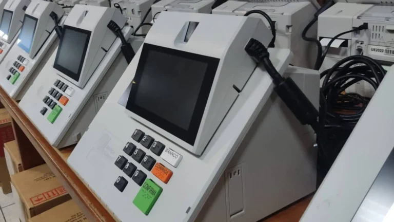 Imagem de destaque para matéria eleicoes-2026-horarios-regras-e-documentos-obrigatorios-para-votar