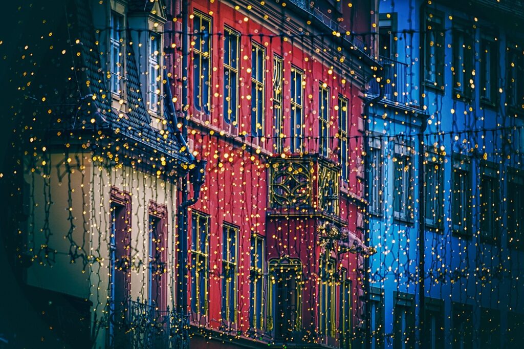 Luzes de Natal ilustram a programação do Natal de Curitiba