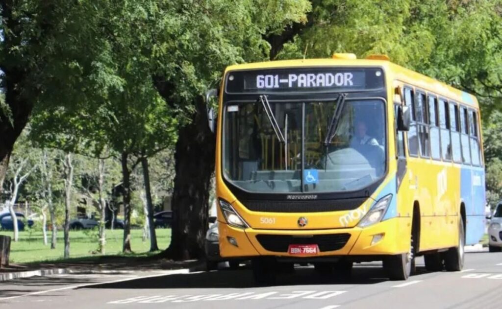 Imagem de destaque para matéria onibus-de-graca-londrina-tera-tarifa-zero-em-todo-o-transporte-no-domingo-de-eleicao