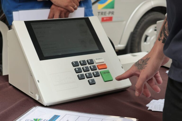 Imagem de destaque para matéria parana-tera-nova-eleicao-ao-senado-entenda-regras-e-o-caso-dallagnol